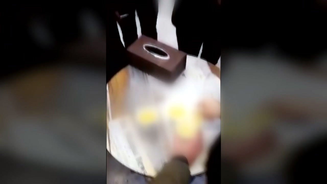 中도 상사 '갑질' 논란...실적 저조하다고 오물 먹여 / YTN