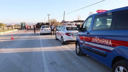 Yol süpürme kamyonu ile maden yüklü tır çarpıştı: 2 yaralı - KASTAMONU