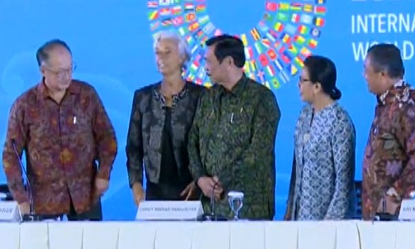 Bawaslu Hentikan Laporan Kasus Satu Jari Luhut Binsar Pandjaitan dan Sri Mulyani