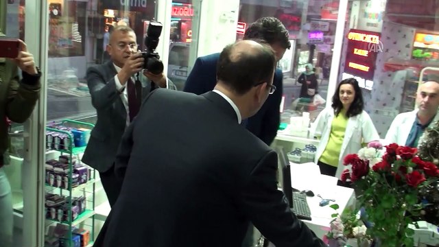 Vali Güner, görevinin ilk gününde sokağa indi - BARTIN