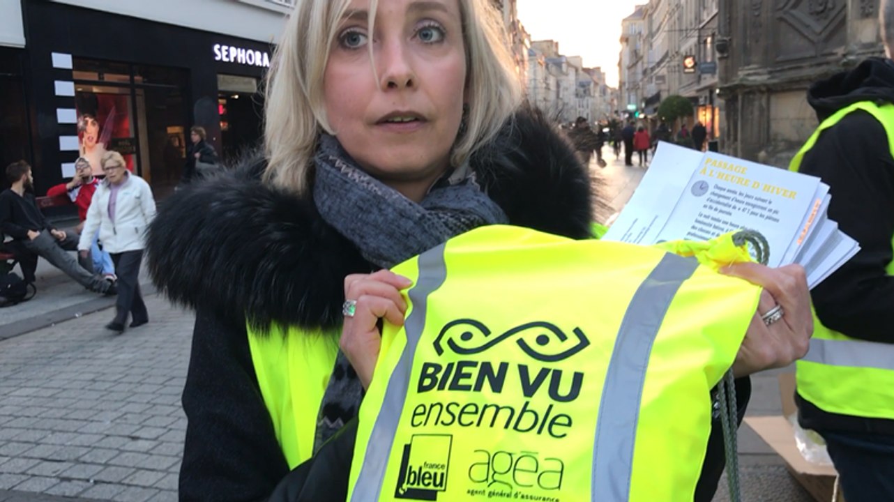 Des gilets jaunes pour être bien vu à vélo ou à...