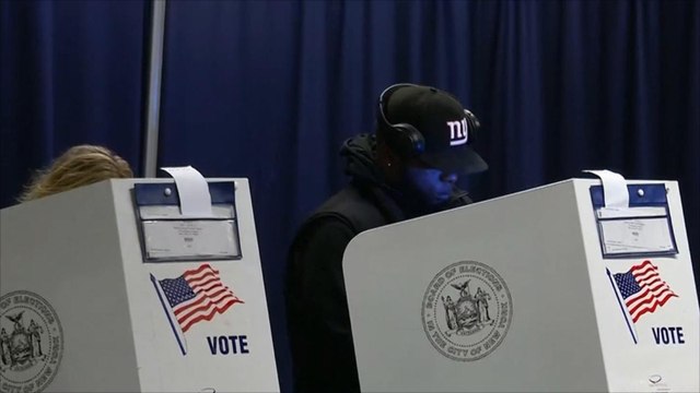 إقبال على صناديق الاقتراع بالانتخابات النصفية للكونغرس