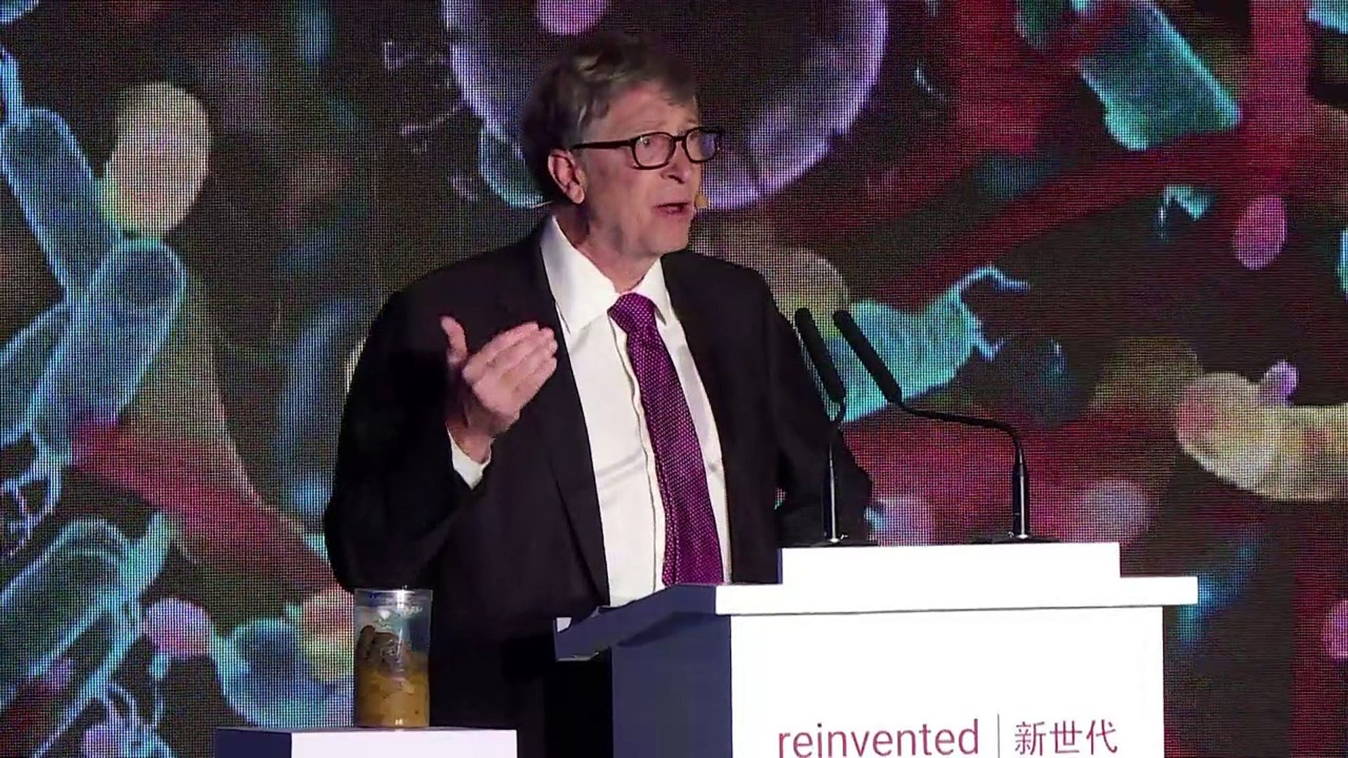 ⁣Bill Gates defende ‘revolução das privadas’