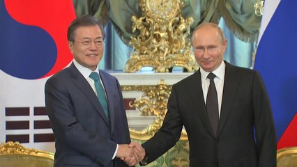 문재인 대통령, 다음 주 푸틴·펜스 만나...한중 회담 추진 / YTN