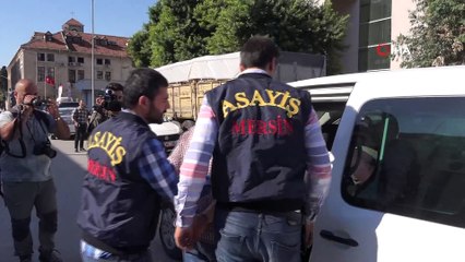 Gaziantep’e gönderdiği tonlarca salça Mersin’den çıktı