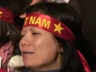 Non à l'invasion par la Chine des archipels VN