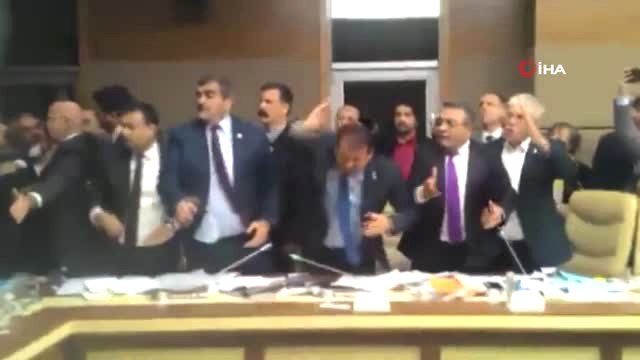 Meclis Sağlık Komisyonu'nda Tartışma Yaşandı