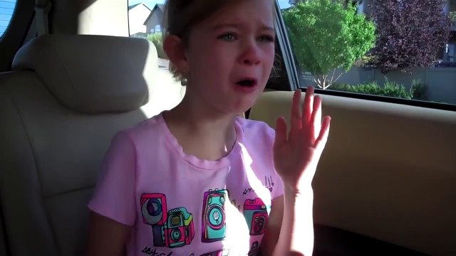 Hai thánh meme ngày nào giờ đây lớn bộn, cùng xuất hiện trong sự kiện của Disney