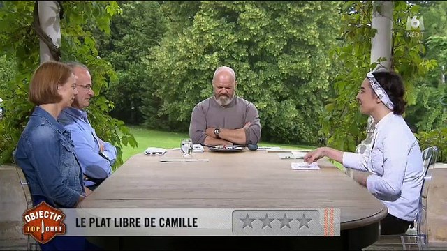 Submergé par l'émotion, une famille craque devant Philippe Etchebest - Regardez