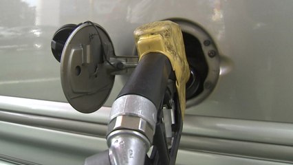 [단독] 기름값 '꼼수' 의혹...내릴 만큼 미리 올렸나? / YTN