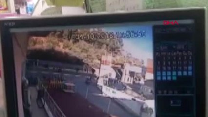 Elinin Pantolonunun İçine Sokan Sapık, 3 Çocuğu Yanında Olan Anneyi Taciz Etti