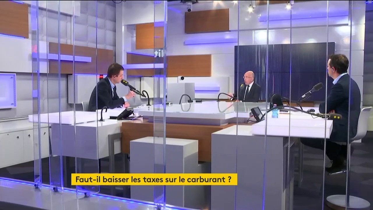 "Macron doit annuler l'augmentation des taxes sur le carburant" France Info 07/11/2018
