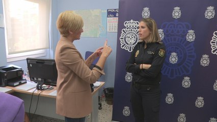 La policía detiene a 23 personas en Valencia por estafar dinero a través de "falsos romances"