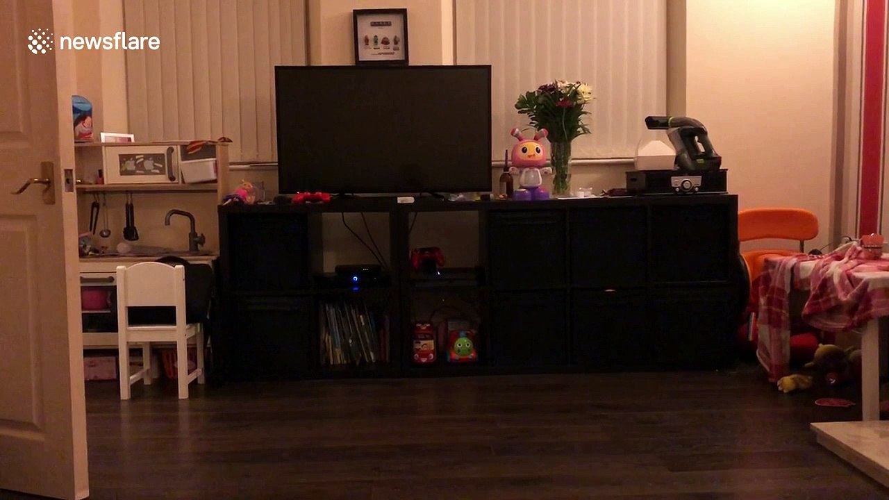 UK boy with cerebral palsy learns to dance ballet with sister