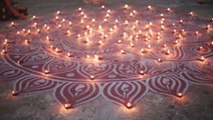 La India se cubre de luces para celebrar Diwali, el año nuevo hindú