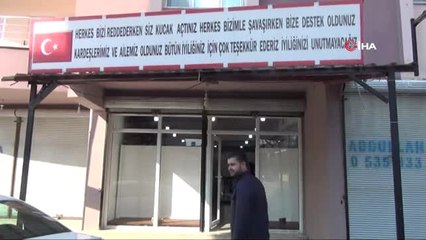 Suriyeli Terzi Astığı Tabelayla Türkiye'ye Teşekkür Etti