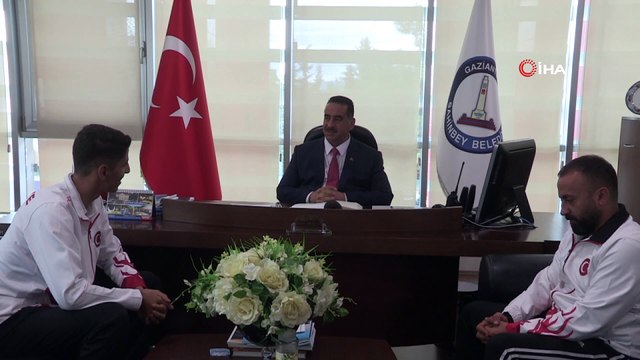 Şahinbey’in gururu gözünü madalyaya dikti