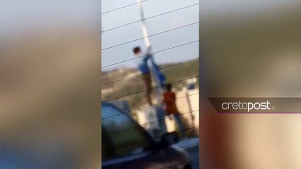 "Κάποιοι προκαλούν: Κατέβασαν ανενόχλητοι την Ελληνική σημαία σε χωριό της Κρήτης..."