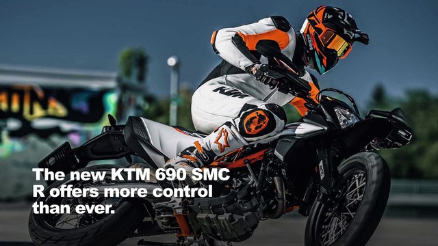 2019 KTM 690 SMC R Supermoto First Look