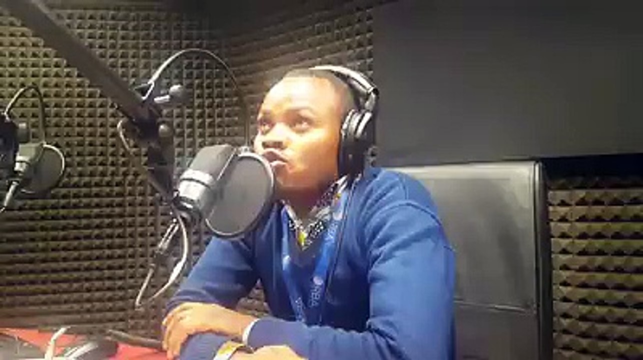 Ikaze mu Isaha y'Amakuru