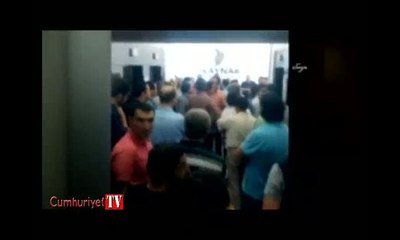 Kaynak Holding'e polis baskını kamerada