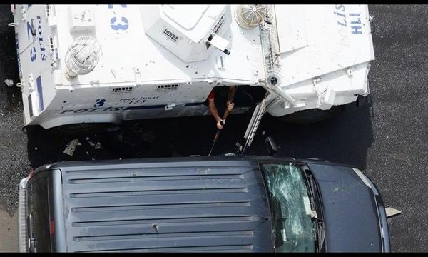 Polis son anda elinden aldı