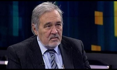 İlber Ortaylı’dan muhafazakar gazete muhabirine: Geri zekalı kızcağız