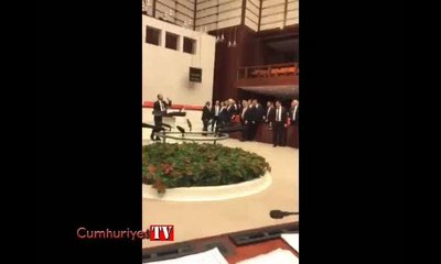 Meclis'te AKP'liler, HDP'lilere saldırdı