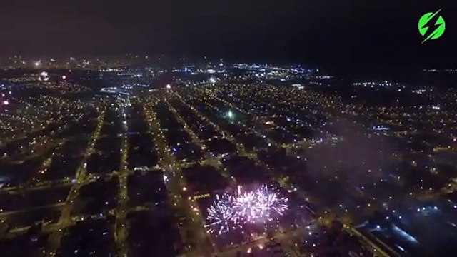 Des feux d'artifices dans toute cette ville indienne pour fêter Diwali... Magnifique