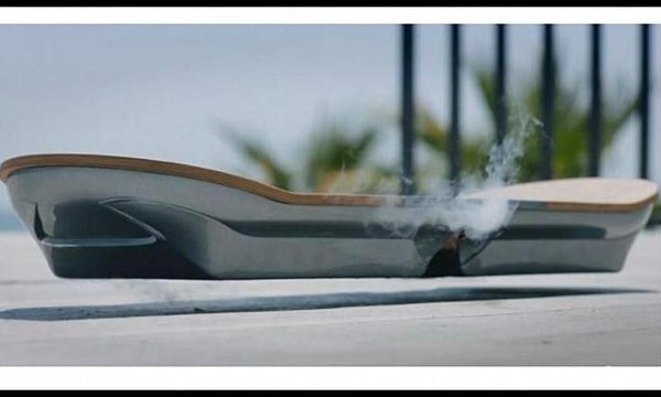 'Uçan kaykay' gerçek oldu