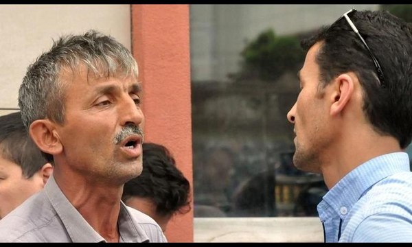 Hastane önünde isyan: Milyonlarca polis, asker var