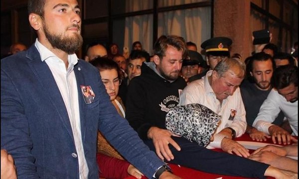 Şehit kardeşinin feryadı yürek dağladı: Aslan gidiyor