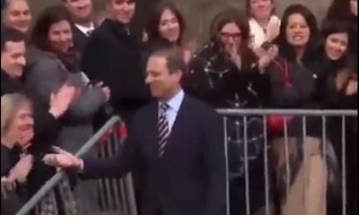 Savcı Bharara böyle veda etti