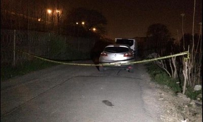 İzmir'de iki ayrı patlama