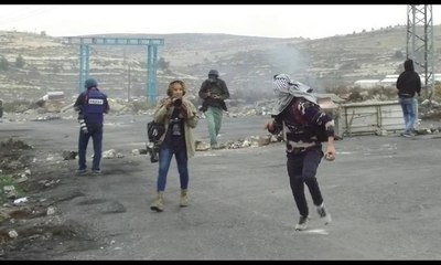 İsrail askerlerinin Filistinli göstericilere müdahalesi sırasında bir gazeteci yaralandı