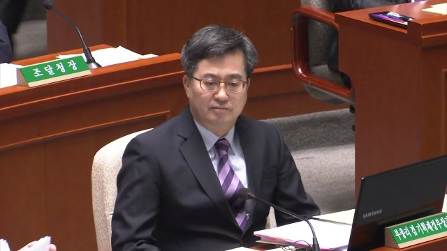 김동연 경제 위기 아닌 정치적 의사 결정의 위기 / YTN