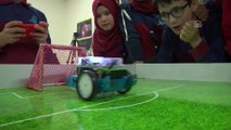 Dersi eğlenceli kılmak için 'futbol oynayan robot' tasarladılar - KASTAMONU