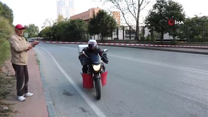 Yol Benim, Sebze Bahçesi Yapacağım" Diyerek Caddeyi Trafiğe Kapattı