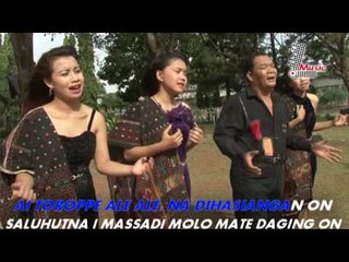 Andung Ni Anak Buha Baju - Jhony S. Manurung