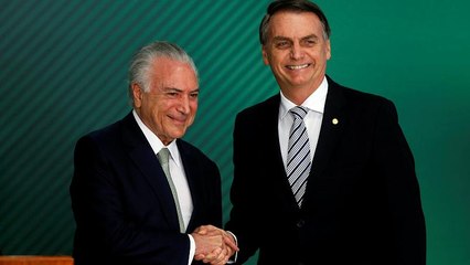 Bolsonaro rencontre Temer pour préparer la transition
