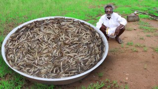 Rare River Fish Kulambu Prepared by my daddy - Ayirameen Kulambu - Village food factory
