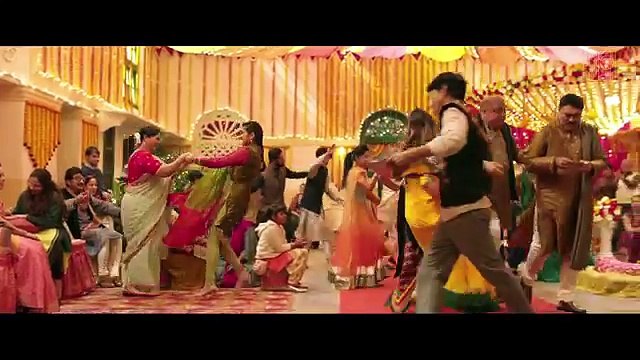 SAJAN BADE SENTI _ Badhaai Ho _ Ayushmann K _ Sanya M _ Dev N _ Harjo