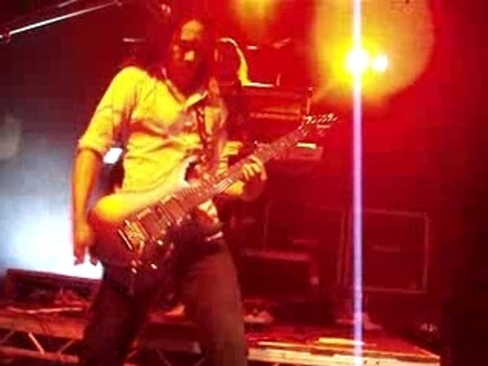 dragonforce(paris) black crusade tour 28/11/07  fury of the