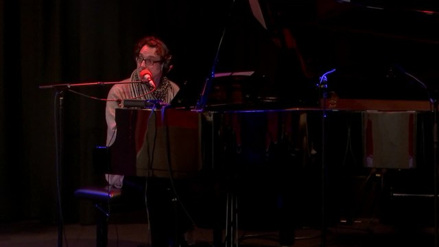 Conférence de Trump en musique - Le Sketch avec Chilly Gonzales