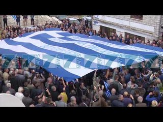 KAÇIFA PERCILLET SI HERO GREK, EKSTREMISTET THIRRJE ANTISHQIPTARE - News, Lajme - Kanali 7