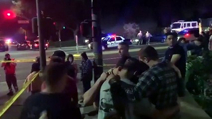 美 LA근교 술집 총기 난사...13명 사망·16명 부상 / YTN