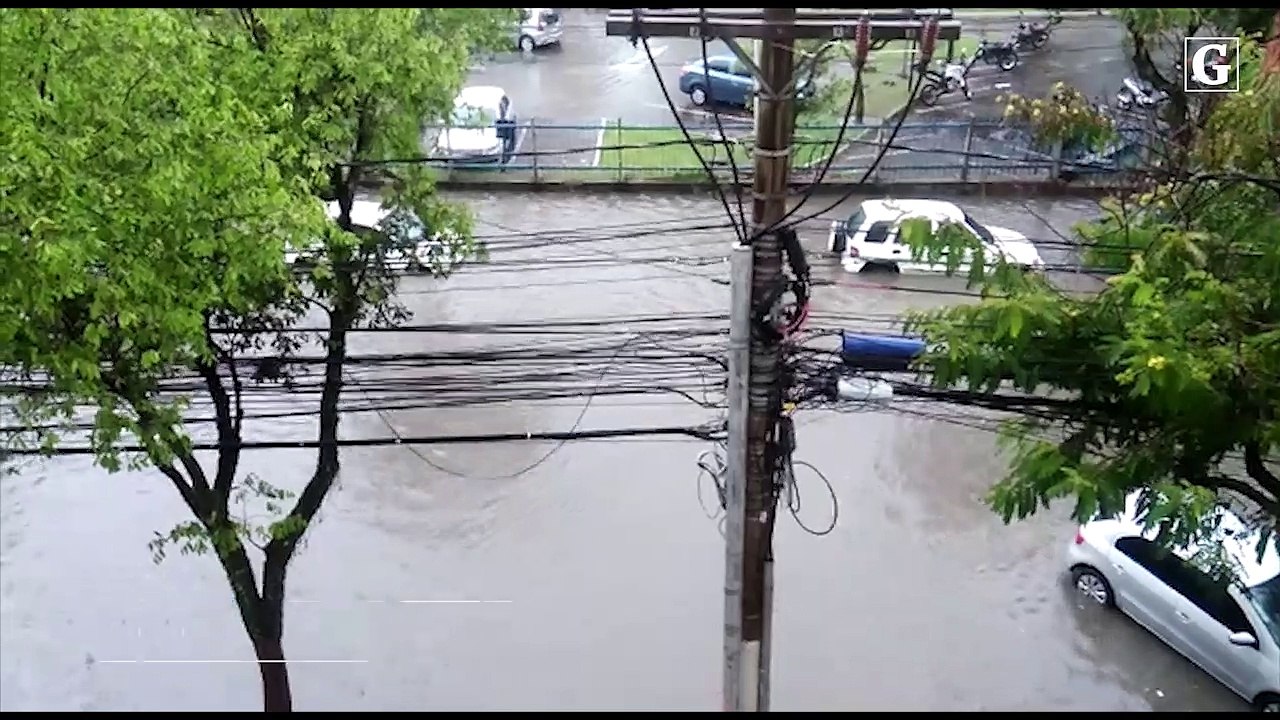 Chuva na Praia do Suá, Vitória