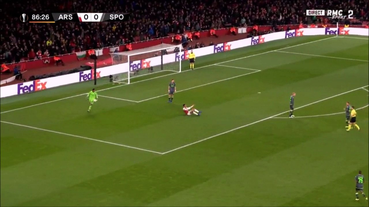 Jeremy Mathieu straight red card vs Arsenal
