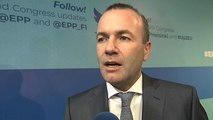 Manfred Weber s'engage à 