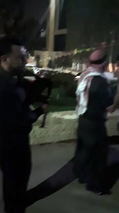 استقبال حافل للطيفة لحظة وصولها مقر حفل جوائز سفاير بجامعة عمان الاهلية